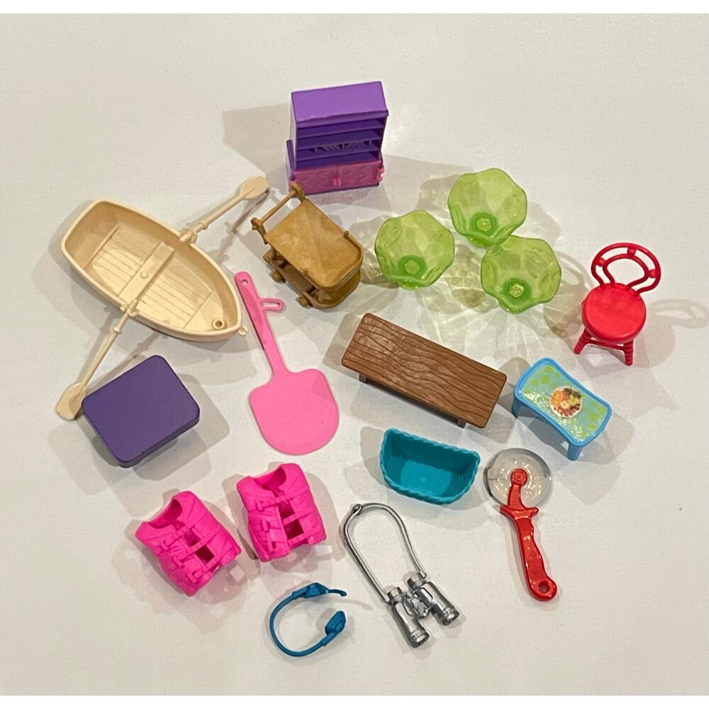 Barbie 17 PCs doll house accessories
